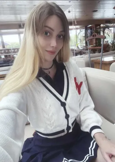 Сосу на айфон, проститутка Москва
